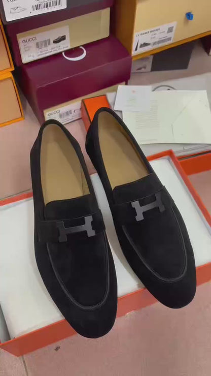HERMES DRESSING SHOES orange leather sole with black rubber inserts black leather edge